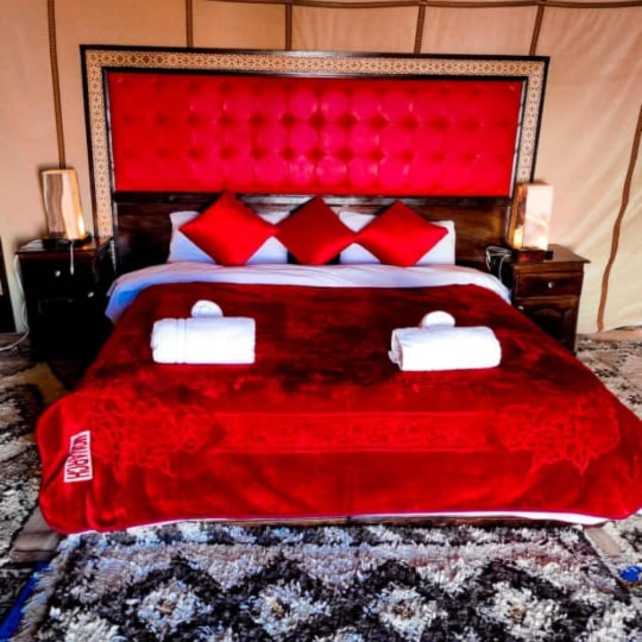 Готель Authentic Luxury Camp Мерзуга Екстер'єр фото